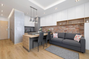 Mogilska Studio with Parking near Tauron Arena Krakow by Noclegi Renters